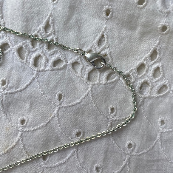 Avon 2007 Pretty Pastel Y Necklace Gift Set - Picture 4 of 10